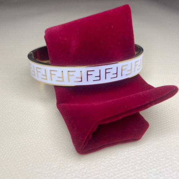 Chic White & Gold Logo Print Bangle Bracelet - Picture 1 of 4